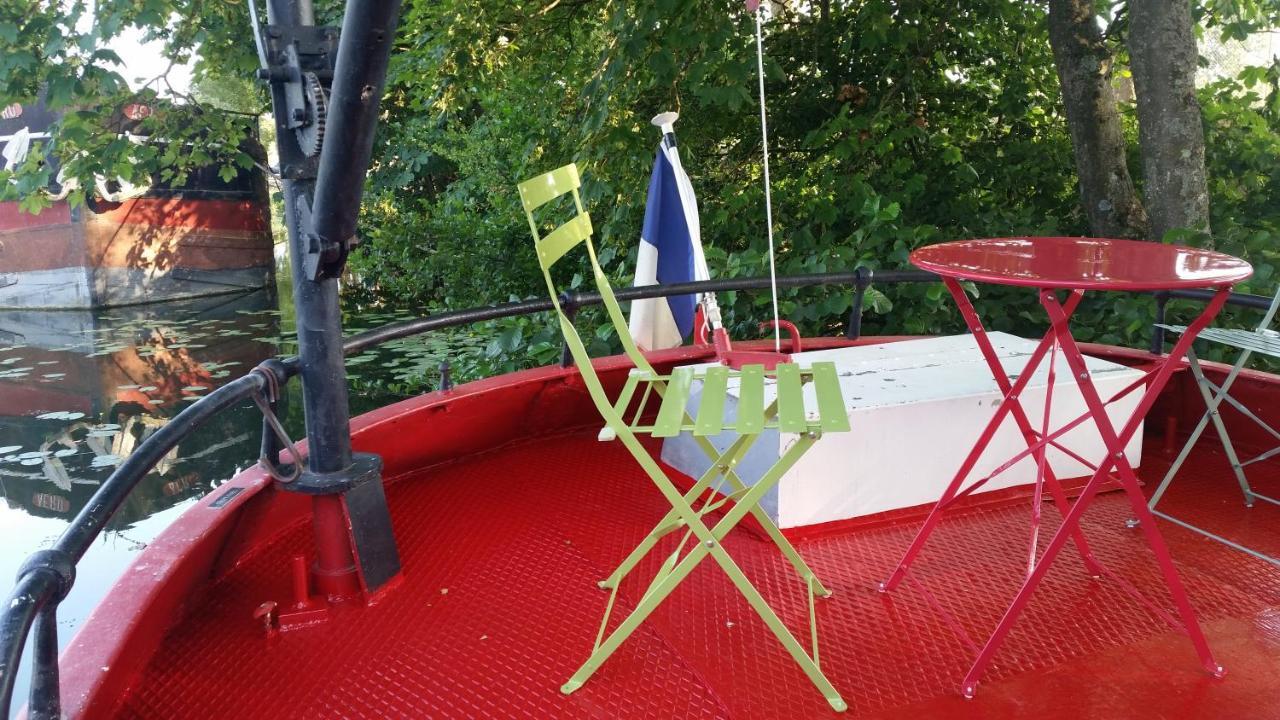 Botel La Vecchia Дол Екстериор снимка