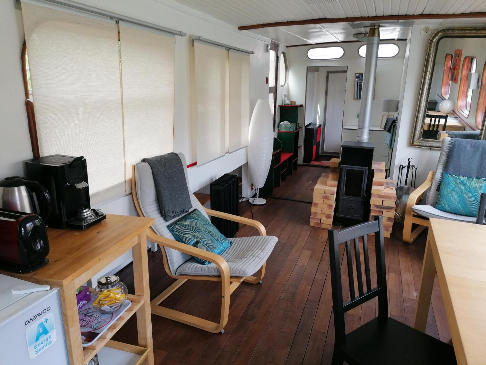 Botel La Vecchia Дол Екстериор снимка